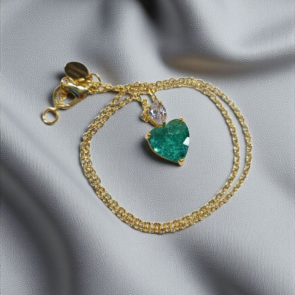 SALE!! Columbian Green Crackled CZ Emerald Pendant Necklace NWT - Picture 5 of 7